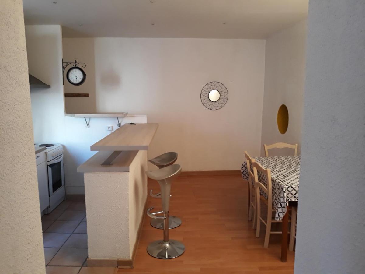 5 Minutes Des Arenes, Parking Gratuit, 6 Couchages Nimes Exterior photo